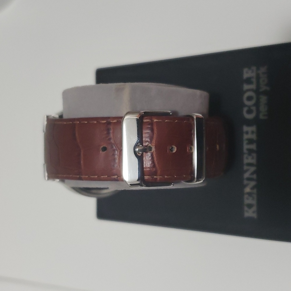 KENNETH COLE WATCH - Picture 3 of 4